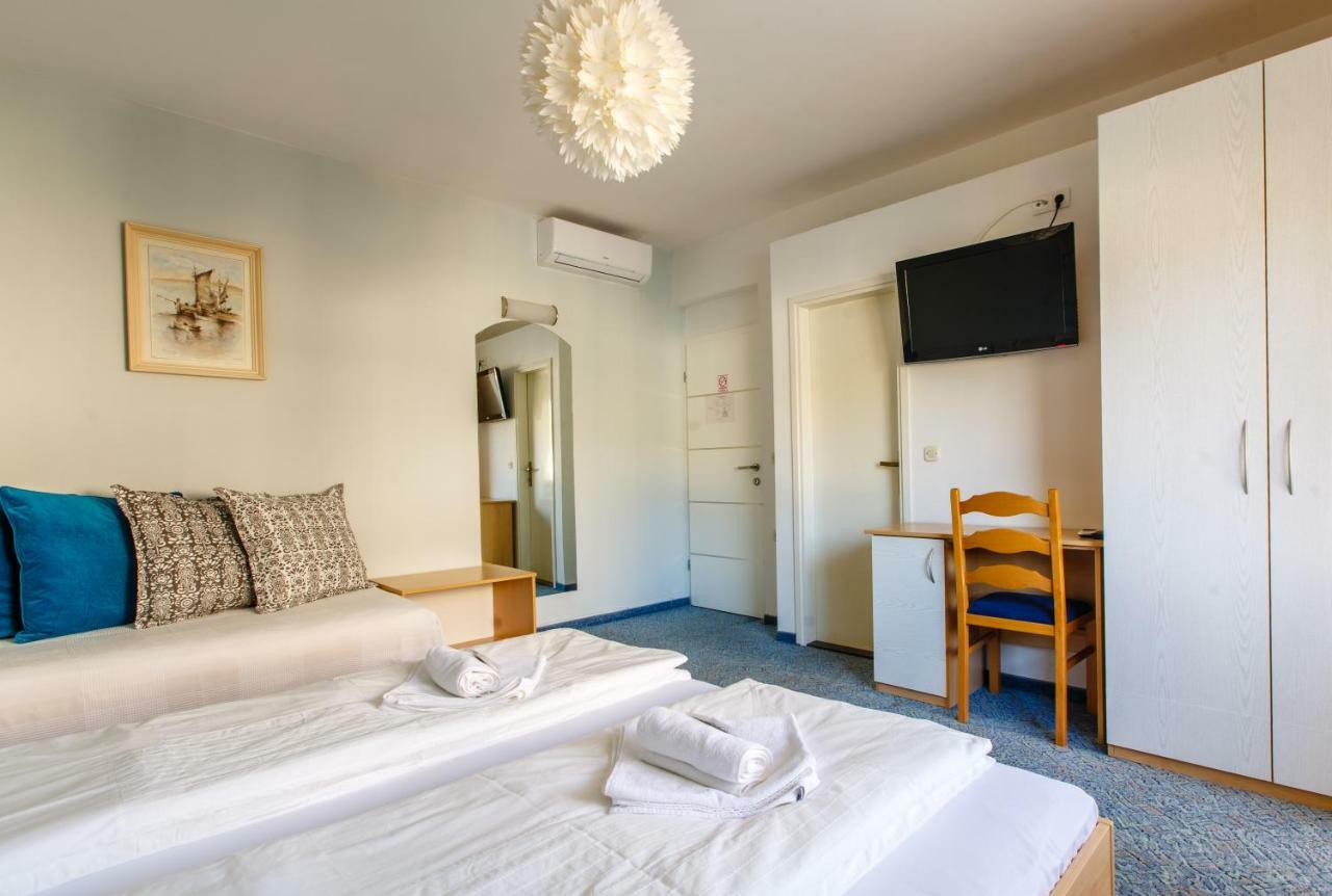 Rooms Split Stobreč Exterior foto